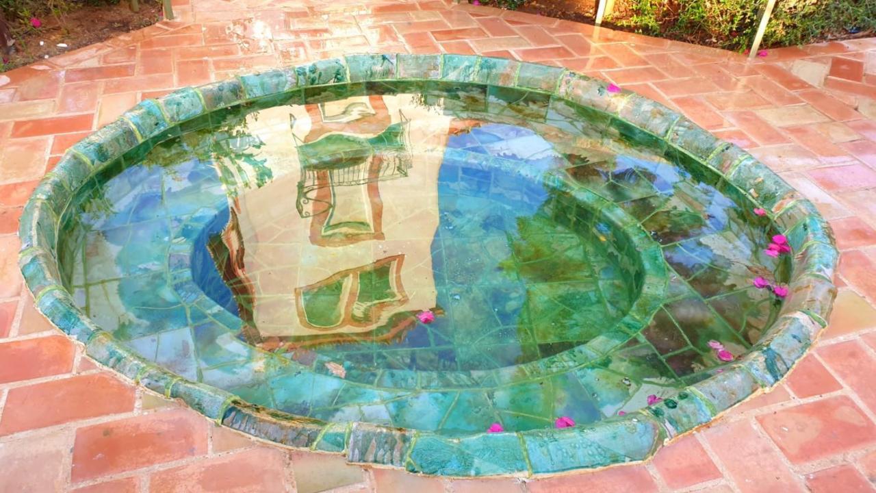 Villa Cortijo El Triguero N-398 Ctra Carmona - El Viso Del Alcor Km 18 Esterno foto